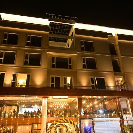 Hotel Palace View Murshidabad Extérieur photo