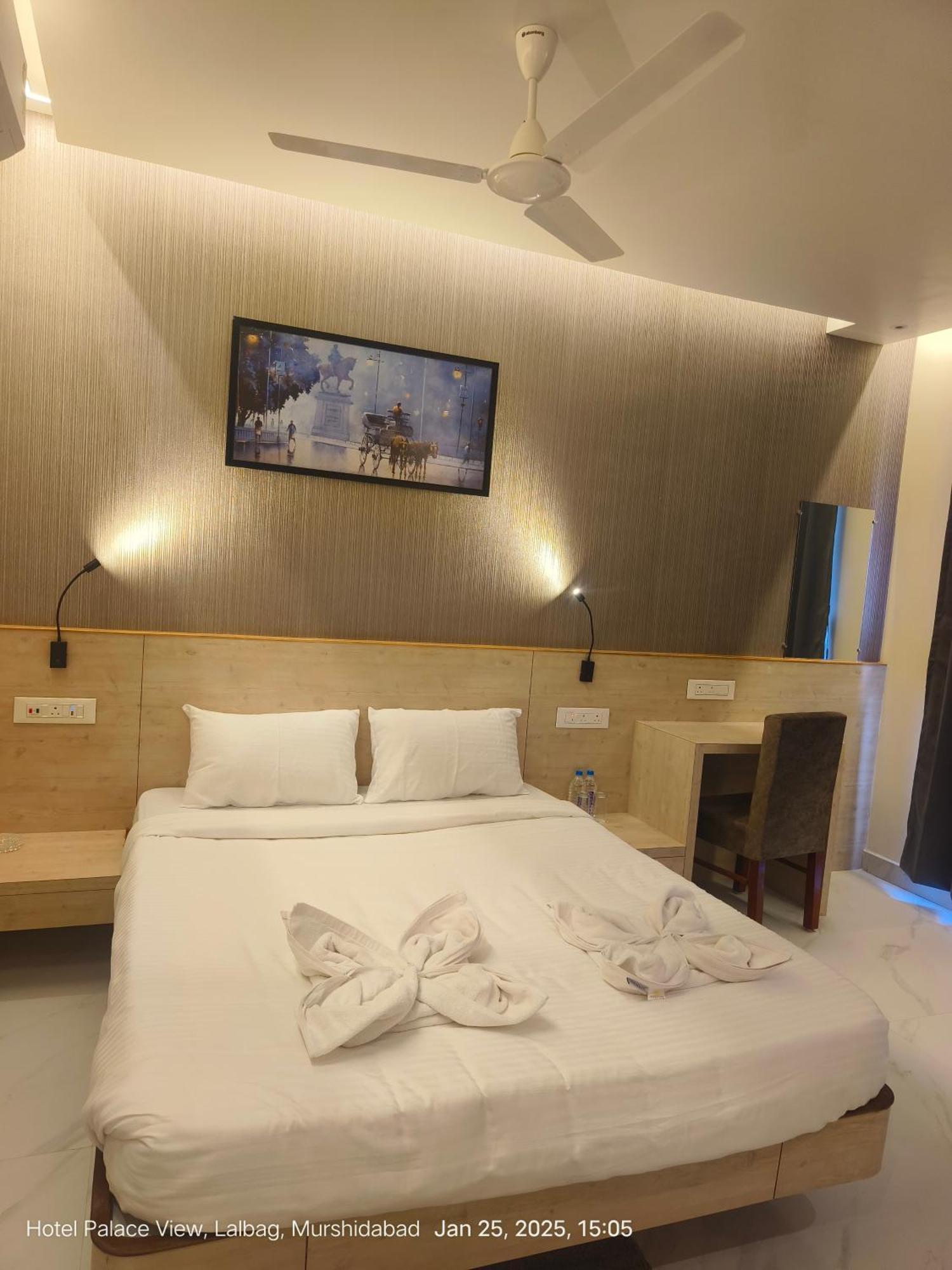 Hotel Palace View Murshidabad Extérieur photo