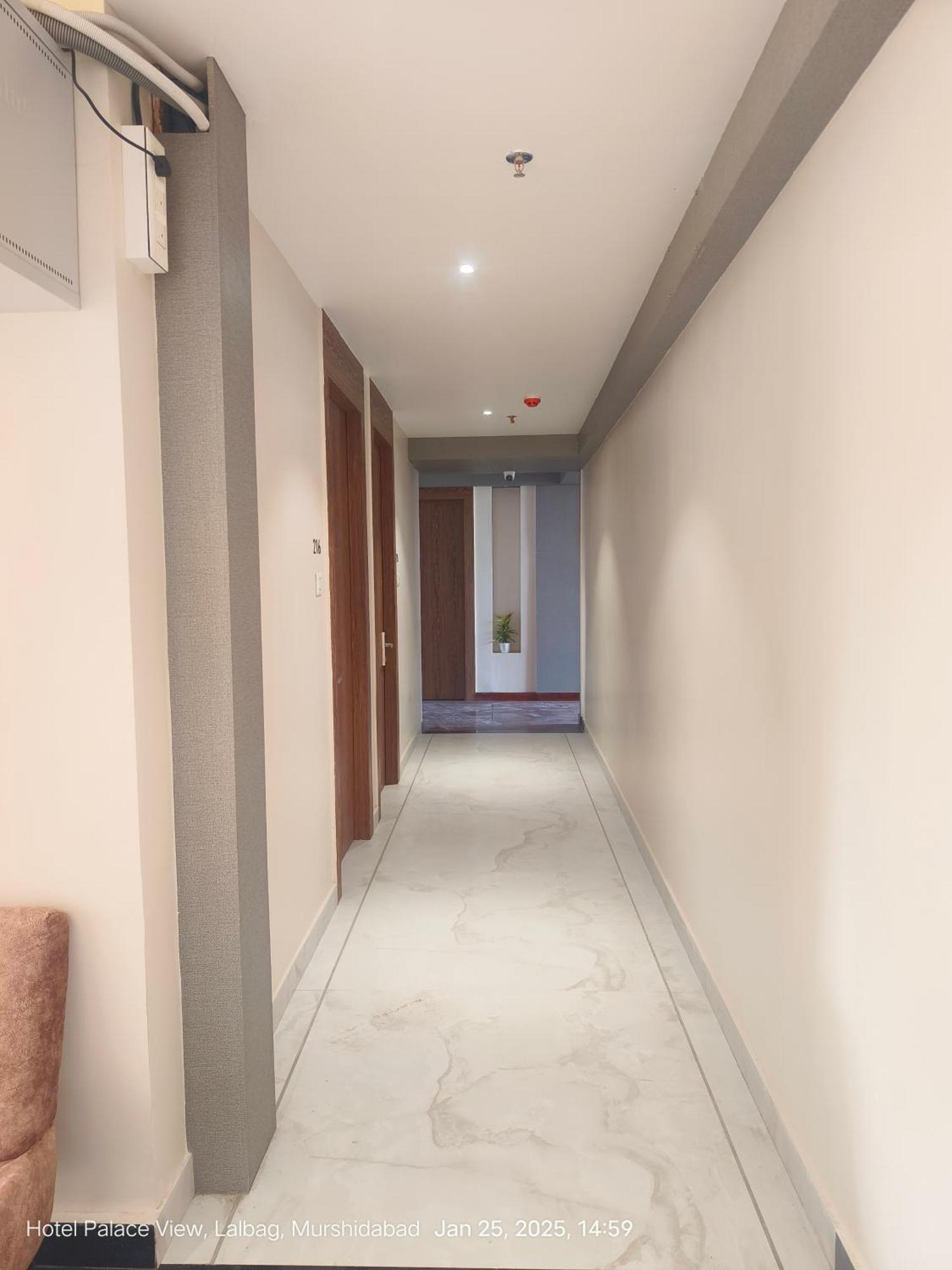Hotel Palace View Murshidabad Extérieur photo